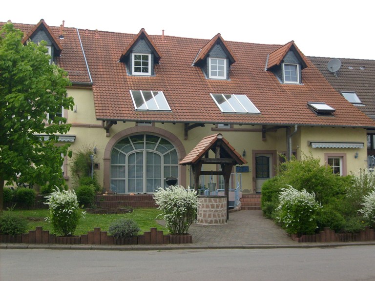 Vorderansicht / Front of the house