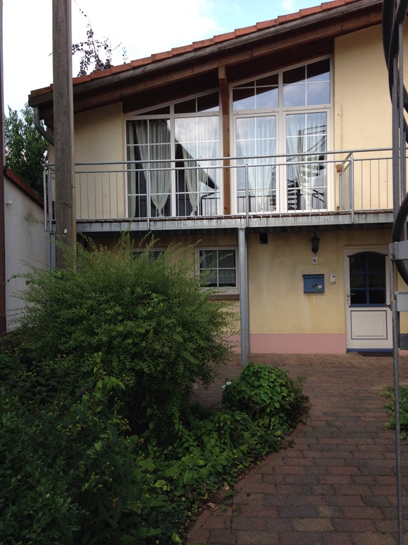 Vorderansicht / Front of the apartment